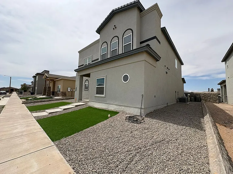 14749 Tierra Betancourt Pl — Photo 4