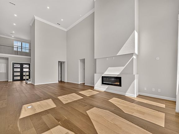 3rd image of 4906 Tanyard Manor Dr