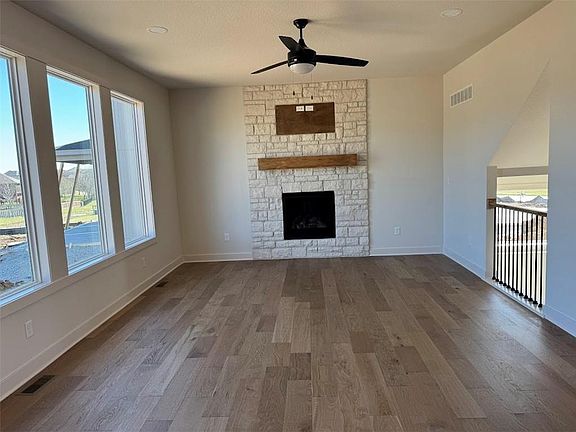 6th image of this home