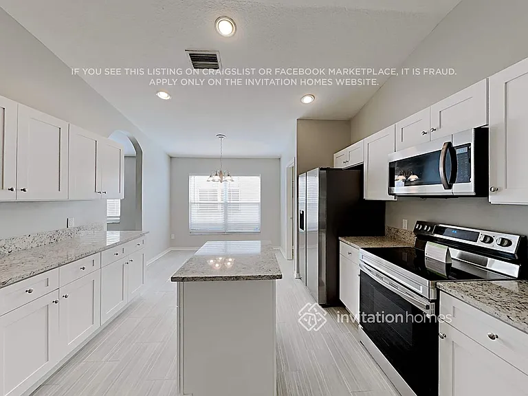 5902 Falconpark Ct — Photo 6