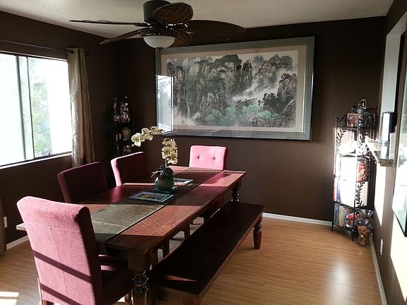 Dining Room - bamboo flooring for easy cleaning