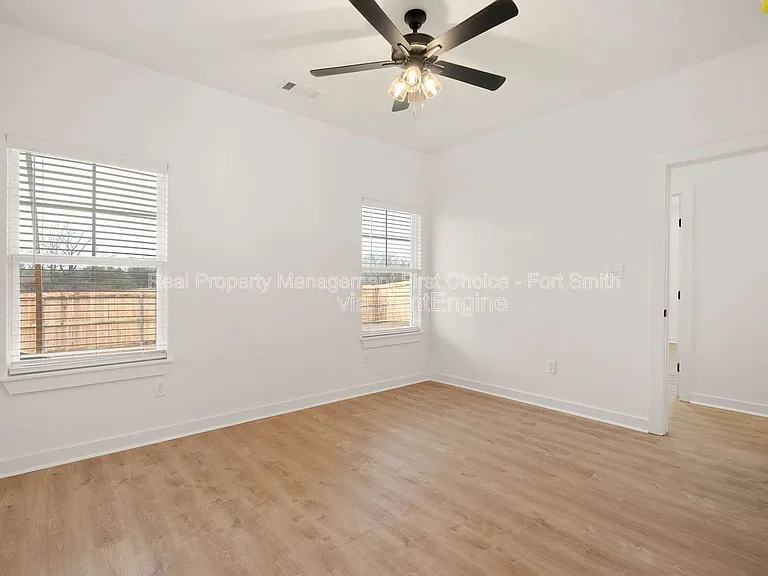 8826 Cantera Dr #B — Photo 21