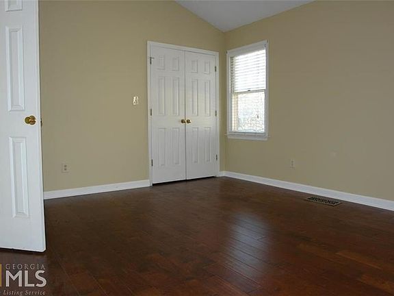 5th image of 2678 Arbor Glen Pl