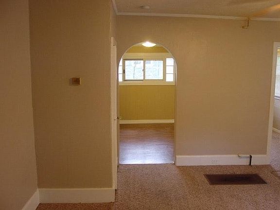 Living Room to Breakfast Nook