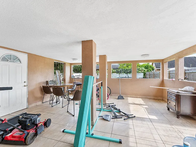 4830 Alberta Ave — Photo 28
