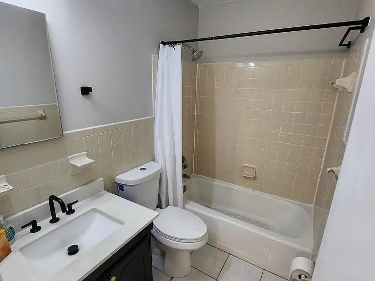 4604 Guam St #A — Photo 24