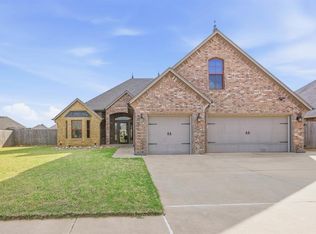 10904 SW 19th St, Yukon, OK 73099