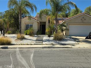 31600 Saddle Ridge Dr, Lake Elsinore, CA 92532