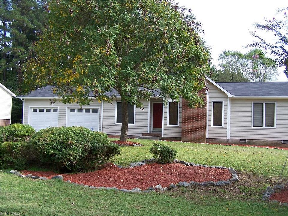 1st image of 6105 Brinkley Park Dr