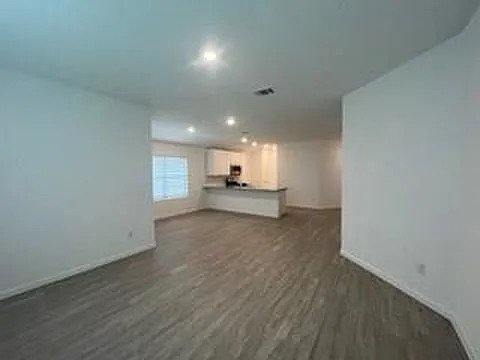 1236 Treehouse Ln — Photo 8