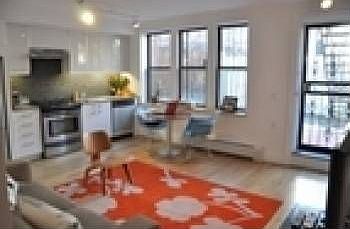 1st image of 300 Cumberland St