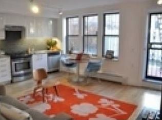 300 Cumberland St, Brooklyn, NY 11238