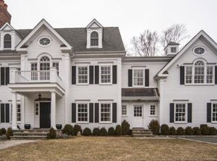 179 Bayberry Rd, New Canaan, CT 06840