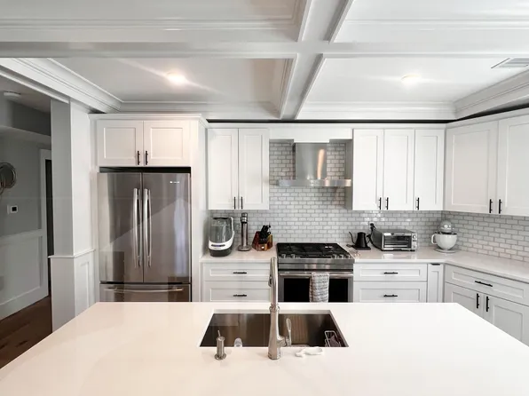 83 Conwell Ave #3, Somerville, MA 02144