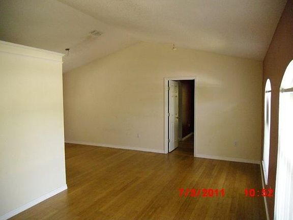 2nd image of 516 Shoal Creek Dr