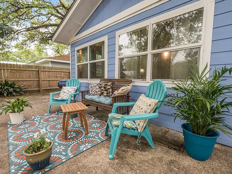 317 Ballentine St — Photo 4