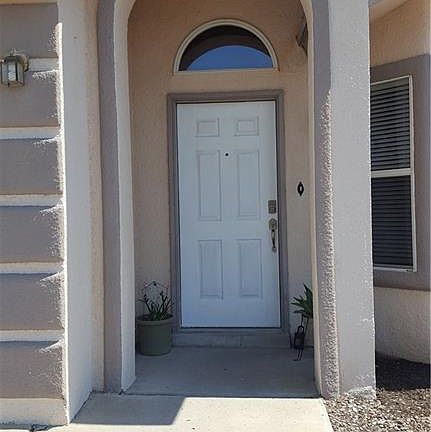 3rd image of 400 Valle Suave Dr