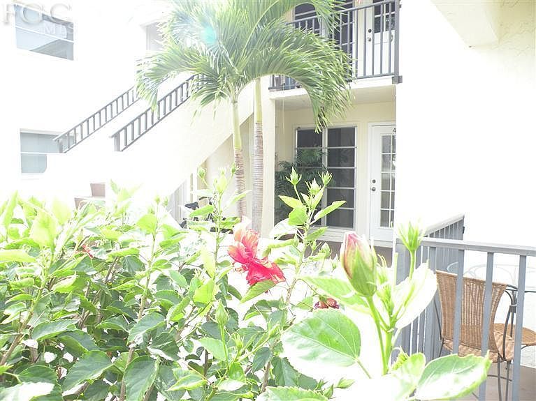 1st image of 7400 College Pkwy APT 4B