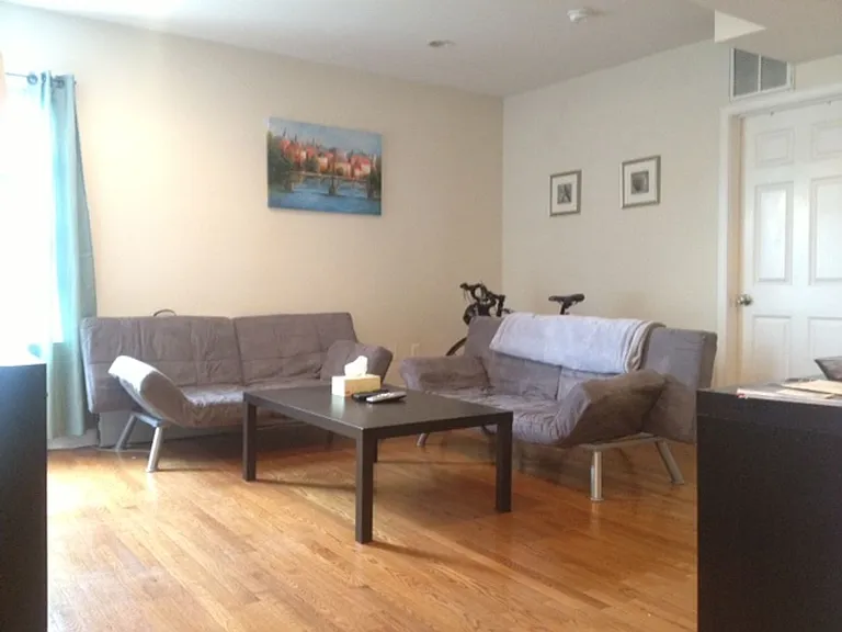 33 Aspinwall Ave #2 — Photo 7