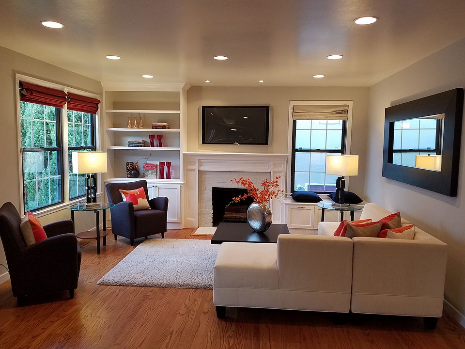 1st image of 1745 Holly Ave