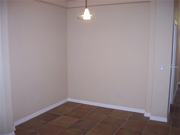 5th image of 828 Mattocks Ct