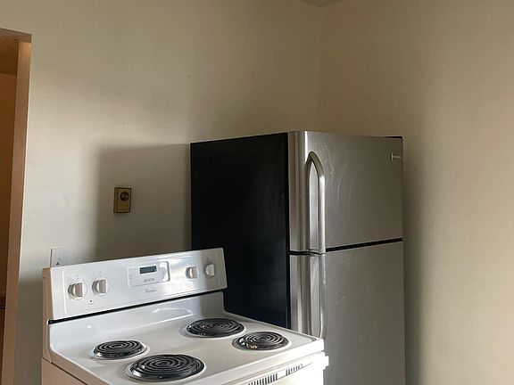 3rd image of 187 S Williams St #A