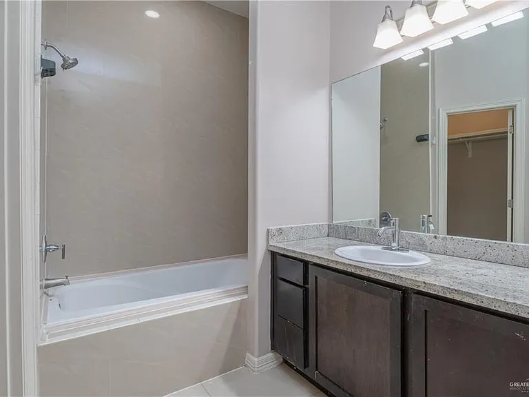 2705 Mimosa St #1 — Photo 14
