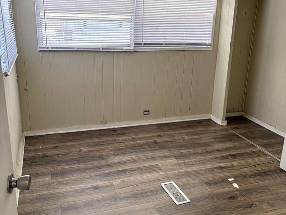 2nd image of 2145 N Dixie Hwy Lot 18