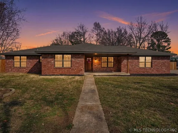 8969 E 116th St S, Bixby, OK 74008