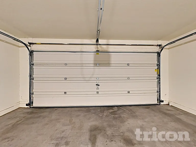 23683 W Huntington Dr — Photo 14