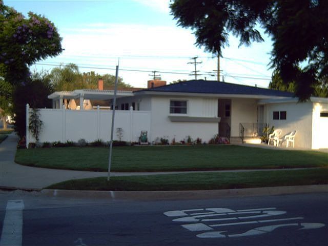 Large Corner Lot 