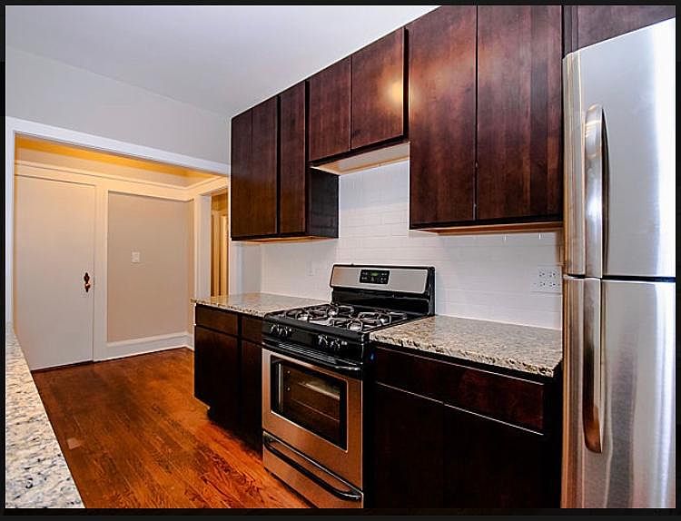 1st image of 921 W Cullom Ave #1A