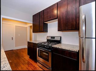 921 W Cullom Ave #1A, Chicago, IL 60613