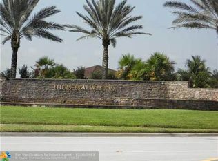 19496 S Whitewater Ave, Fort Lauderdale, FL 33332