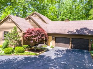 5429 River Bend Cir, Grand Ledge, MI