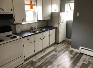 326 Dean Ave E, Champlin, MN 55316