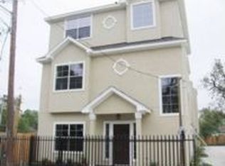 2115 Stuart St, Houston, TX 77004