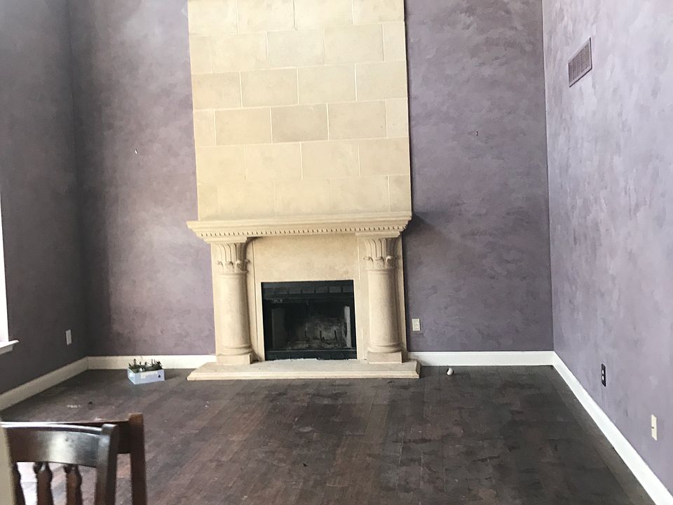 1st image of 1427 Oakwood Hollow Ln