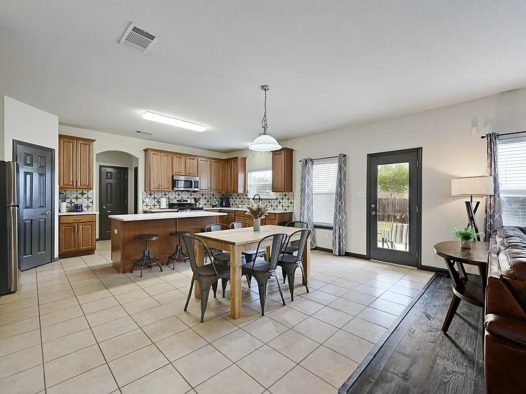 11117 Bleich Ln — Photo 27