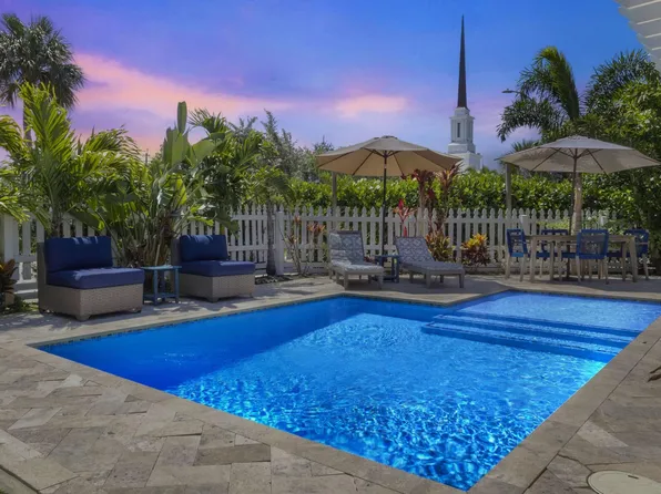 1001 N Lakeside Drive, Lake Worth Beach, FL 33460