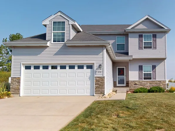 210 Bald Eagle Ln, Beecher, IL 60401