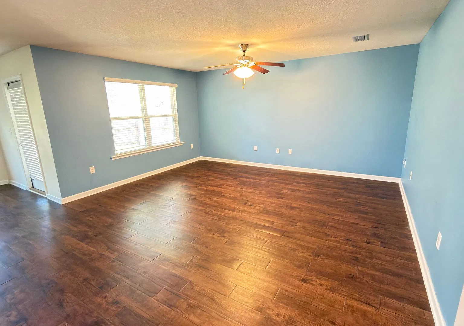 7123 Riverbrooke — Photo 4