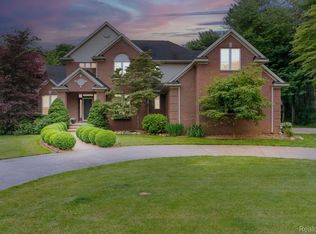 3823 Conifer Ct, Burtchville, MI 48059