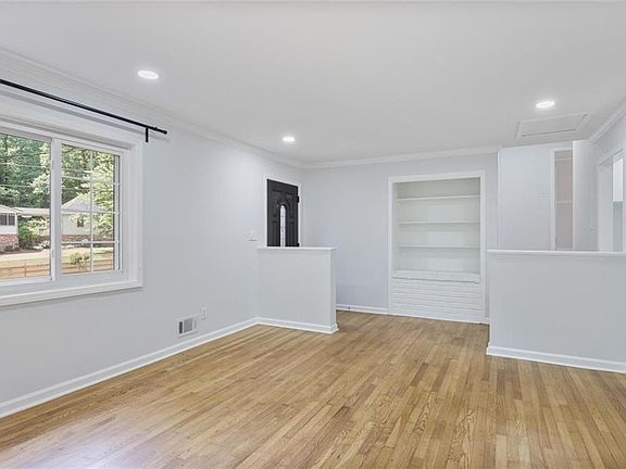5th image of 2903 Old Sewell Rd