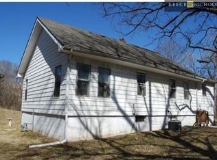 711 S Sterling Ave, Independence, MO 64054