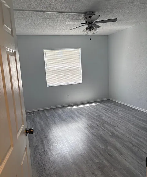 2866 Somerset Park Dr #202 — Photo 9