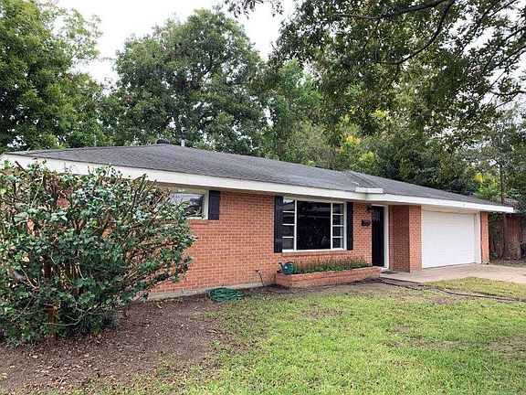 3rd image of 113 Arlington Dr