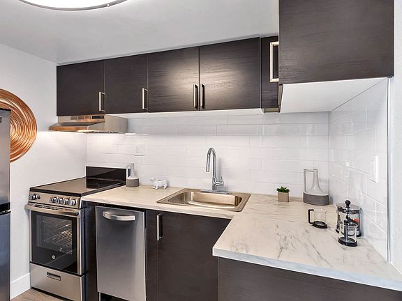 2nd image of 10 S Pennsylvania St APT 403