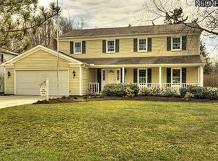 4047 Brewster Dr, Westlake, OH 44145