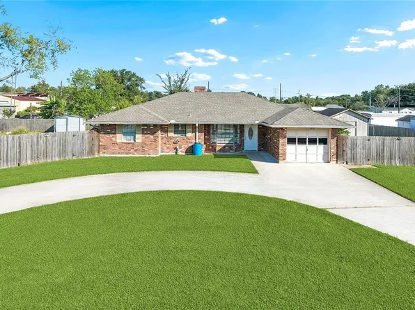121 Kathy Dr, La Place, LA 70068